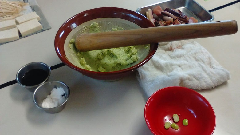 ground boiled soy beans